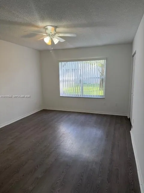 5610 NW 61st Street #1106