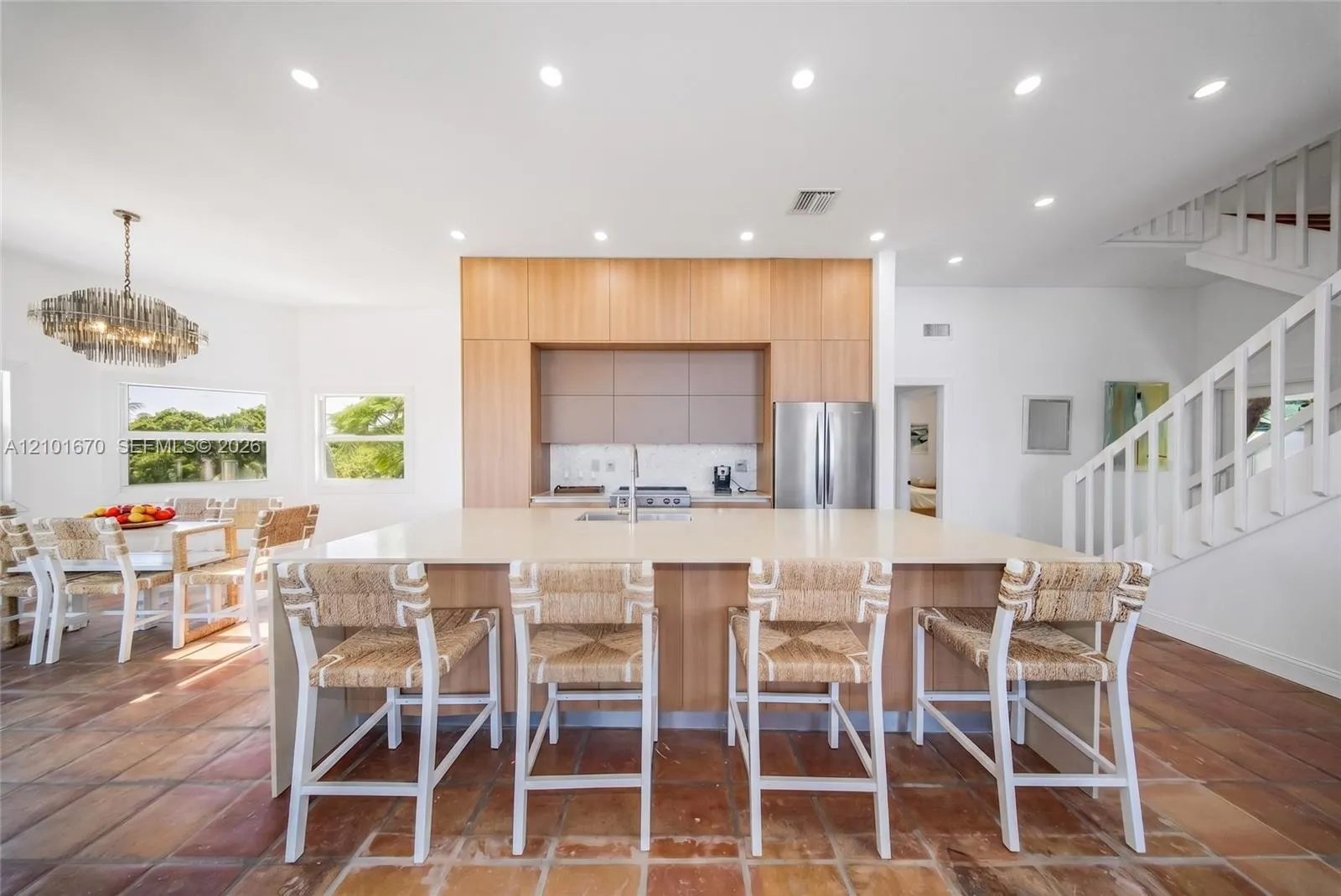 316 N Dr