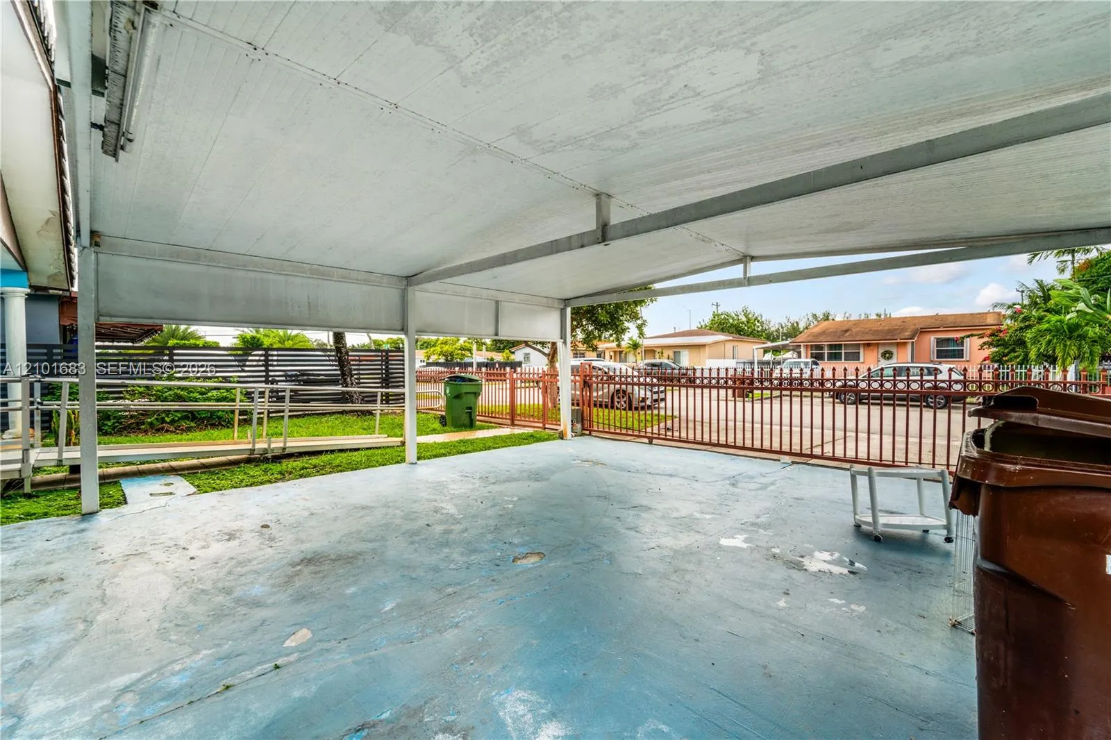 320 E 19th Street