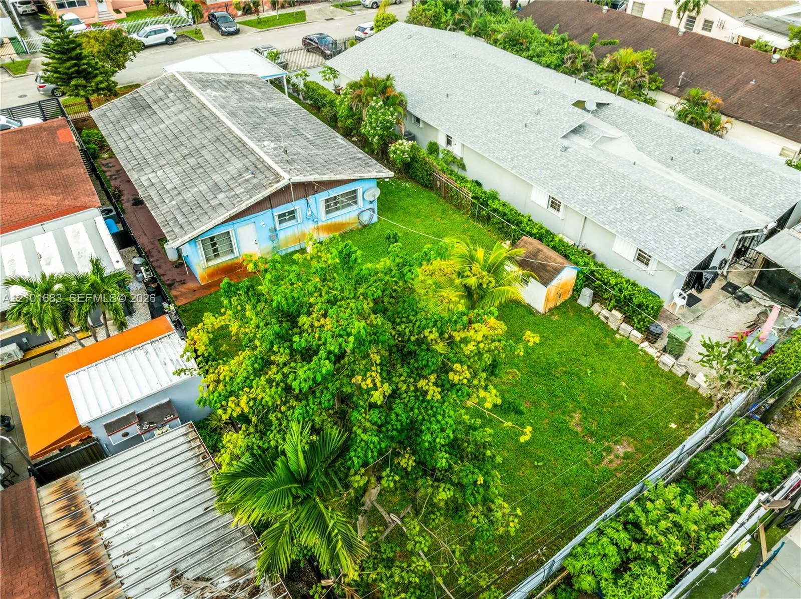 320 E 19th Street
