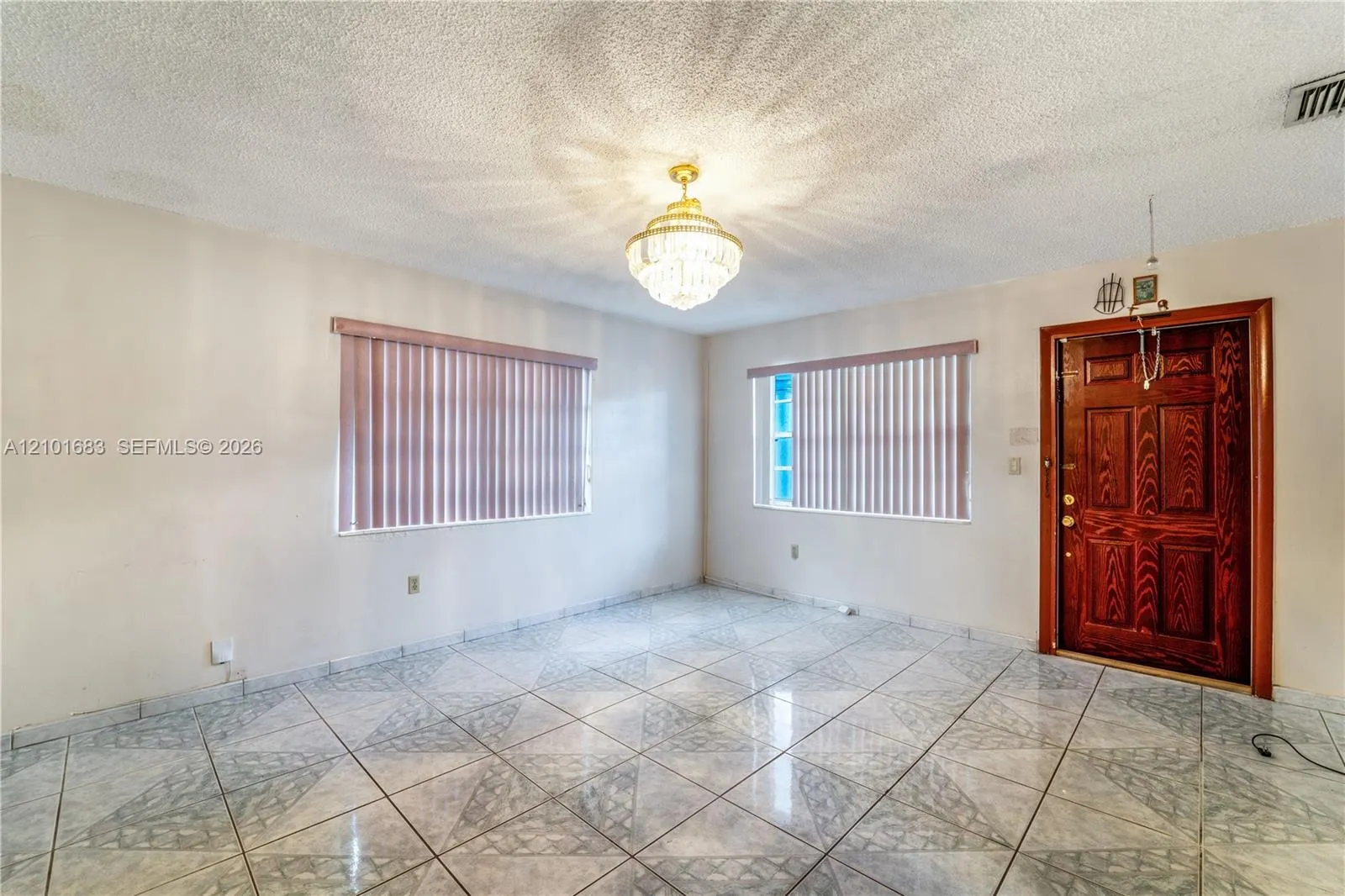320 E 19th Street