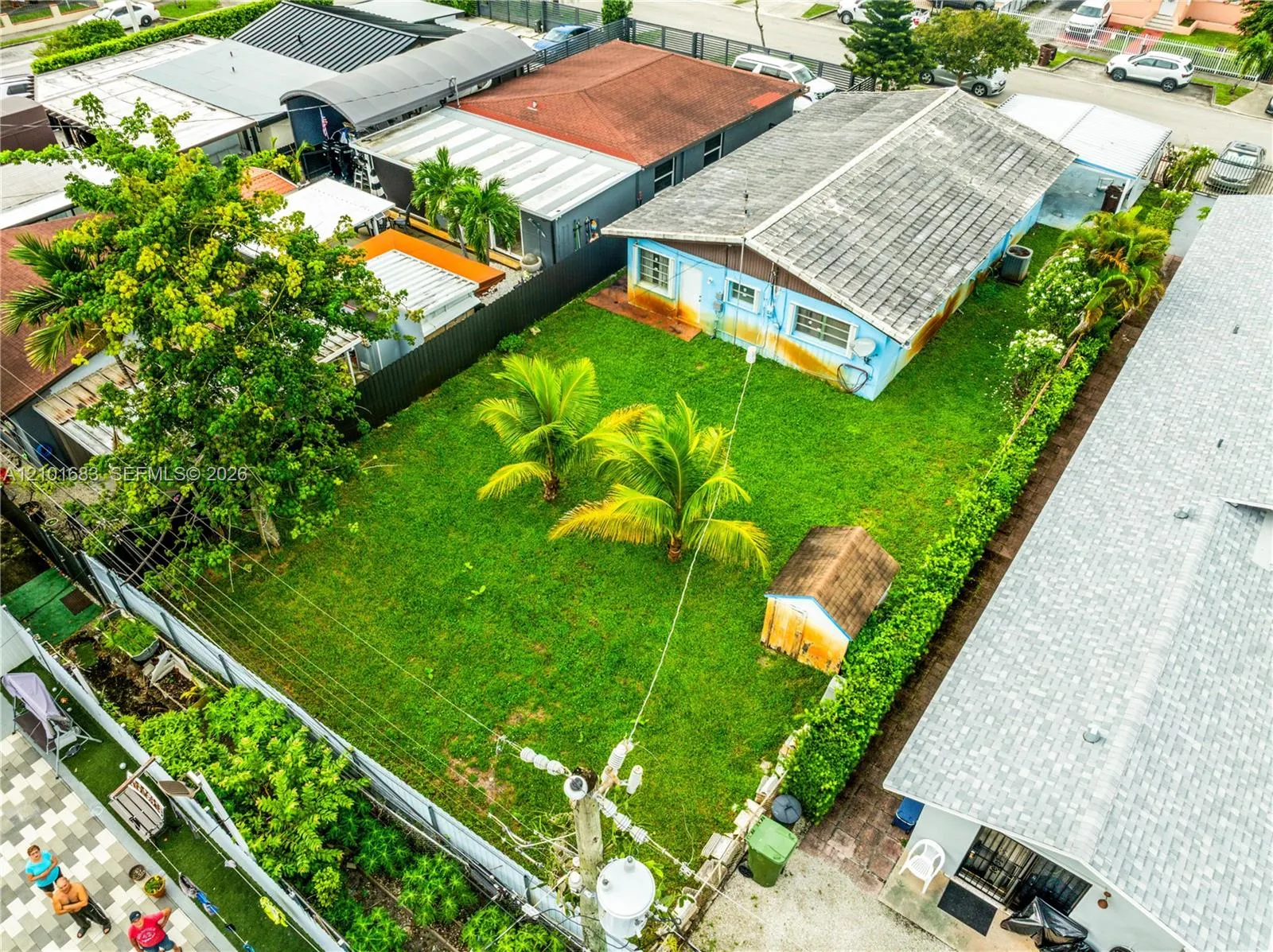 320 E 19th Street