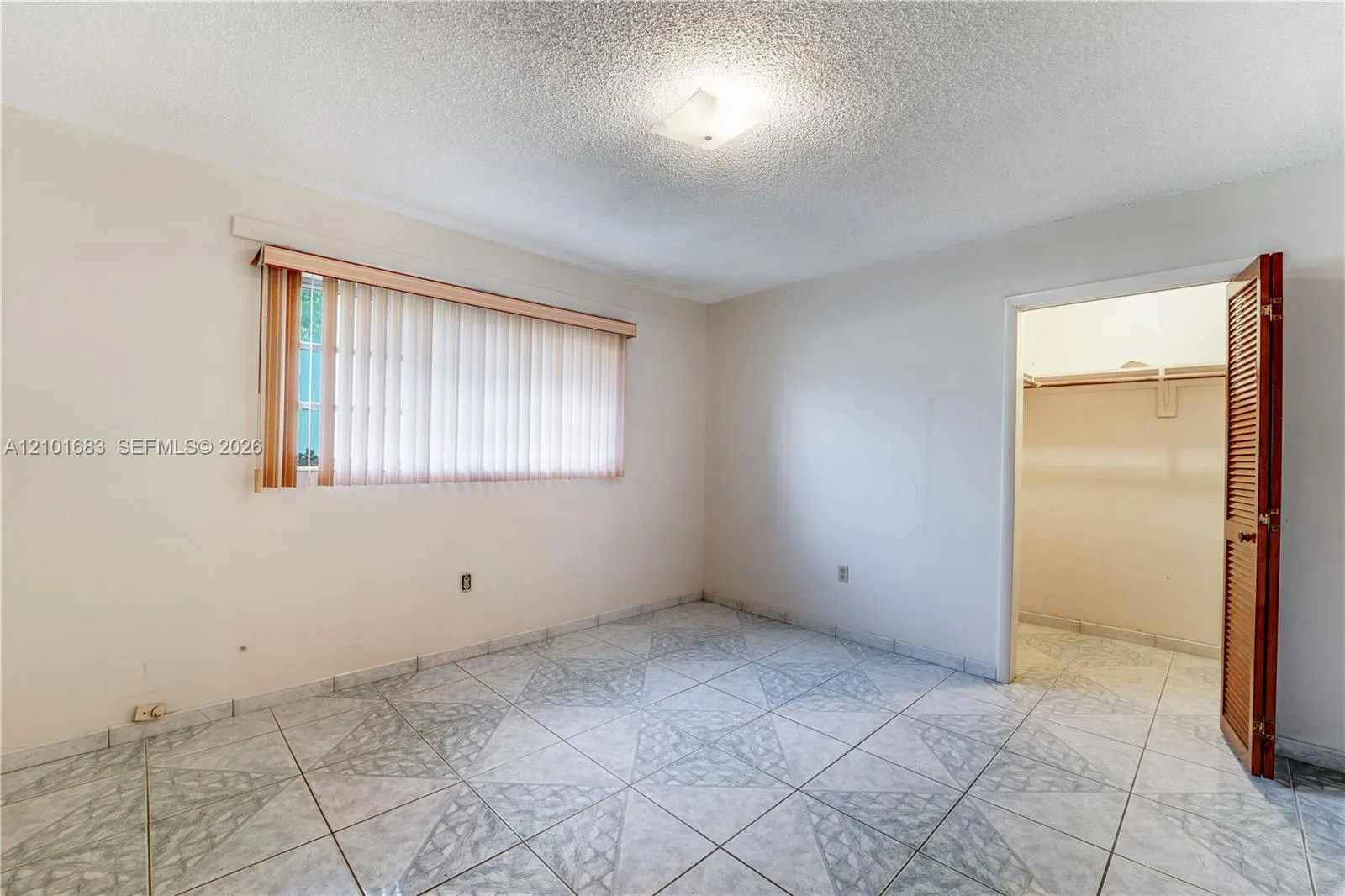 320 E 19th Street