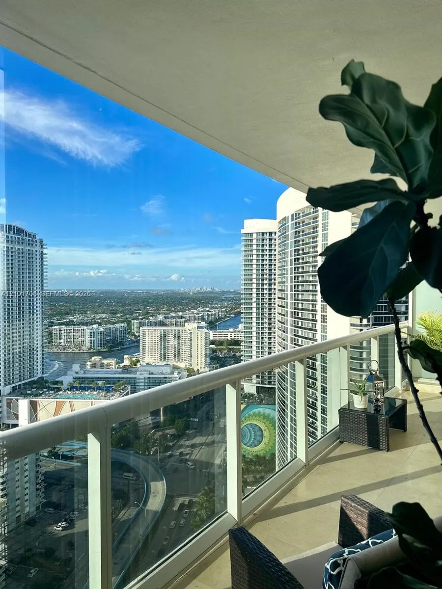 1850 S Ocean Drive #3608