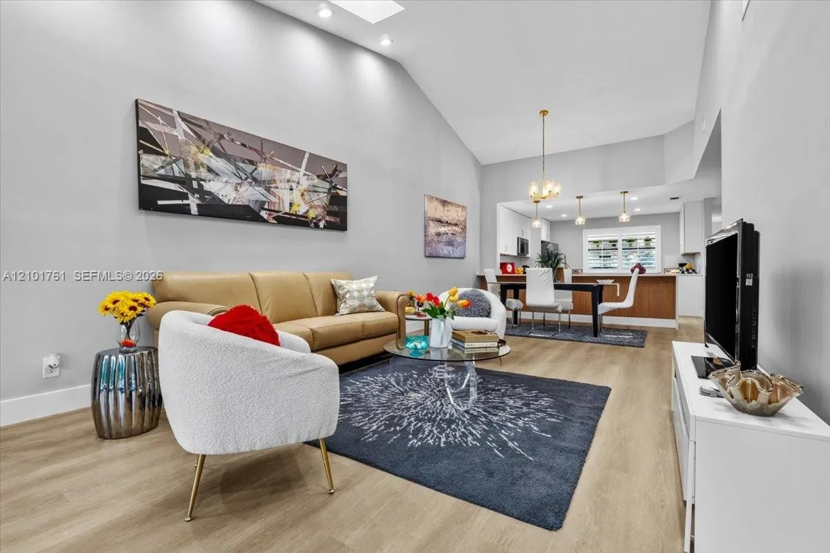 7818 La Mirada Drive