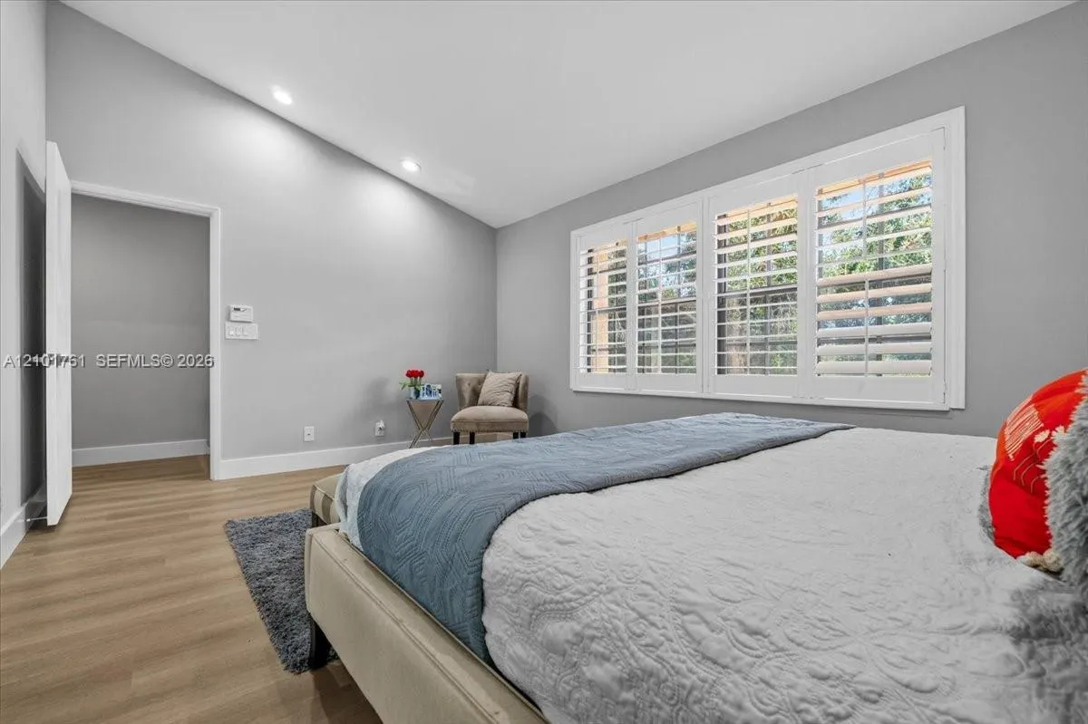 7818 La Mirada Drive