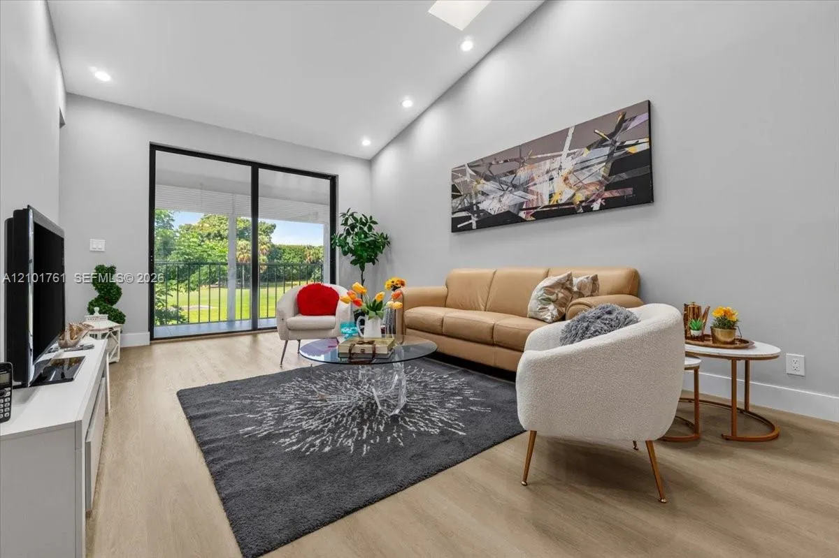 7818 La Mirada Drive