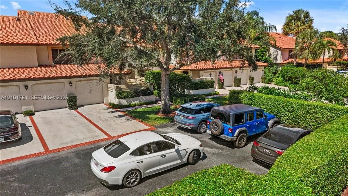7818 La Mirada Drive