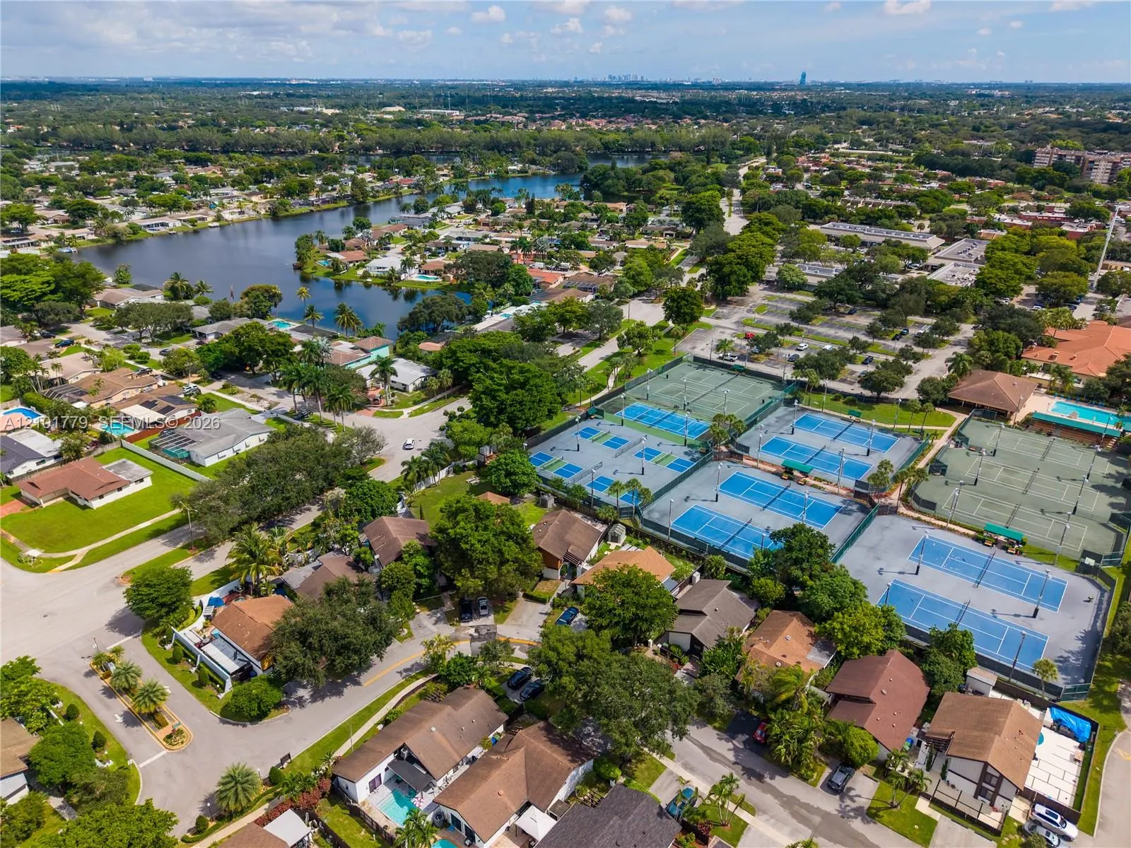 1671 E Sandpiper Circle