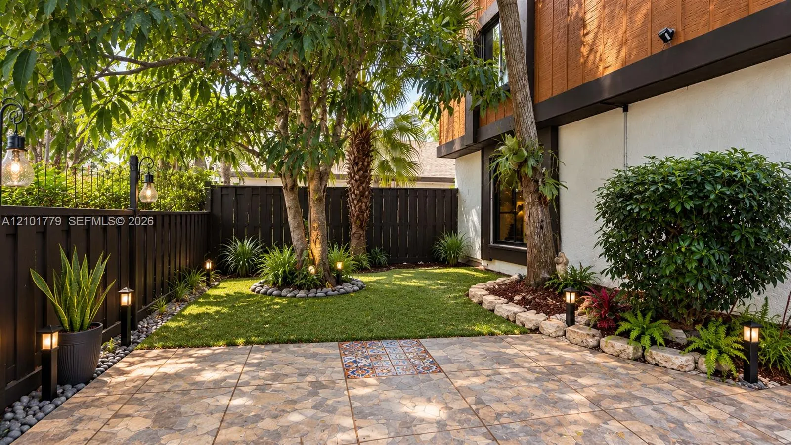 1671 E Sandpiper Circle