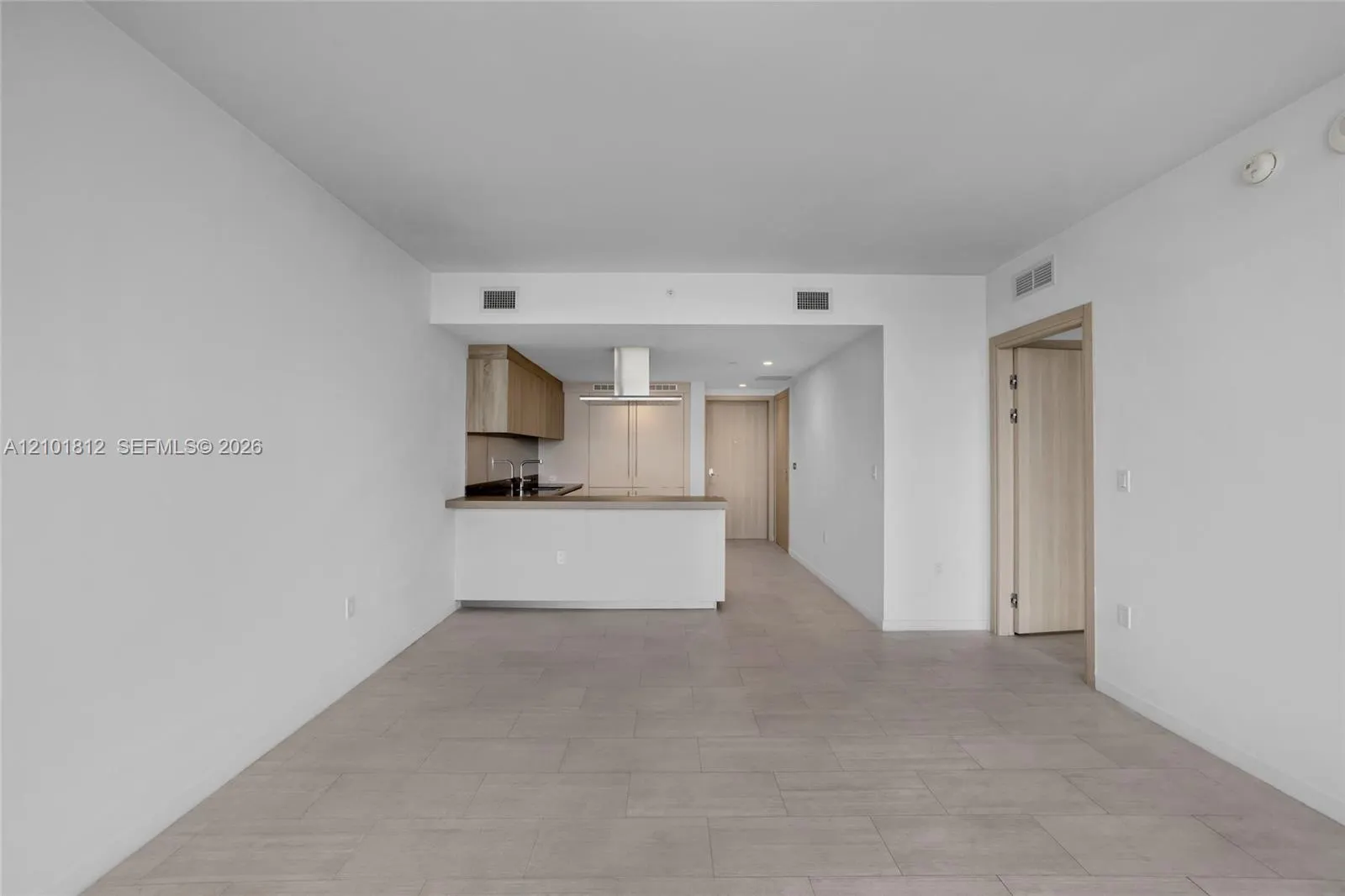 1000 Brickell Plaza #3904