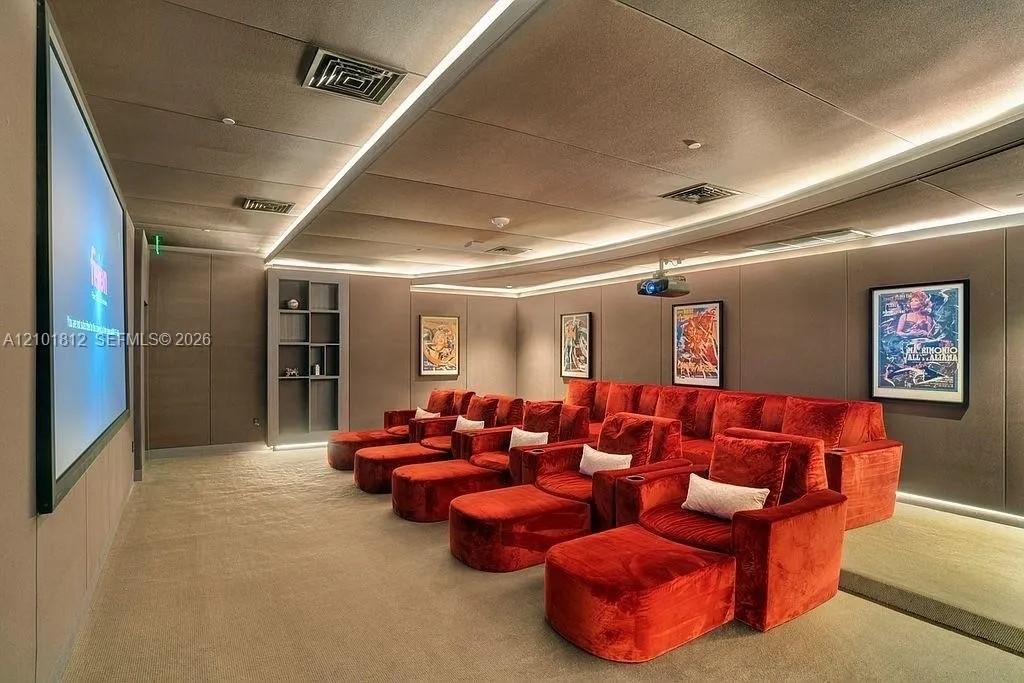 1000 Brickell Plaza #3904