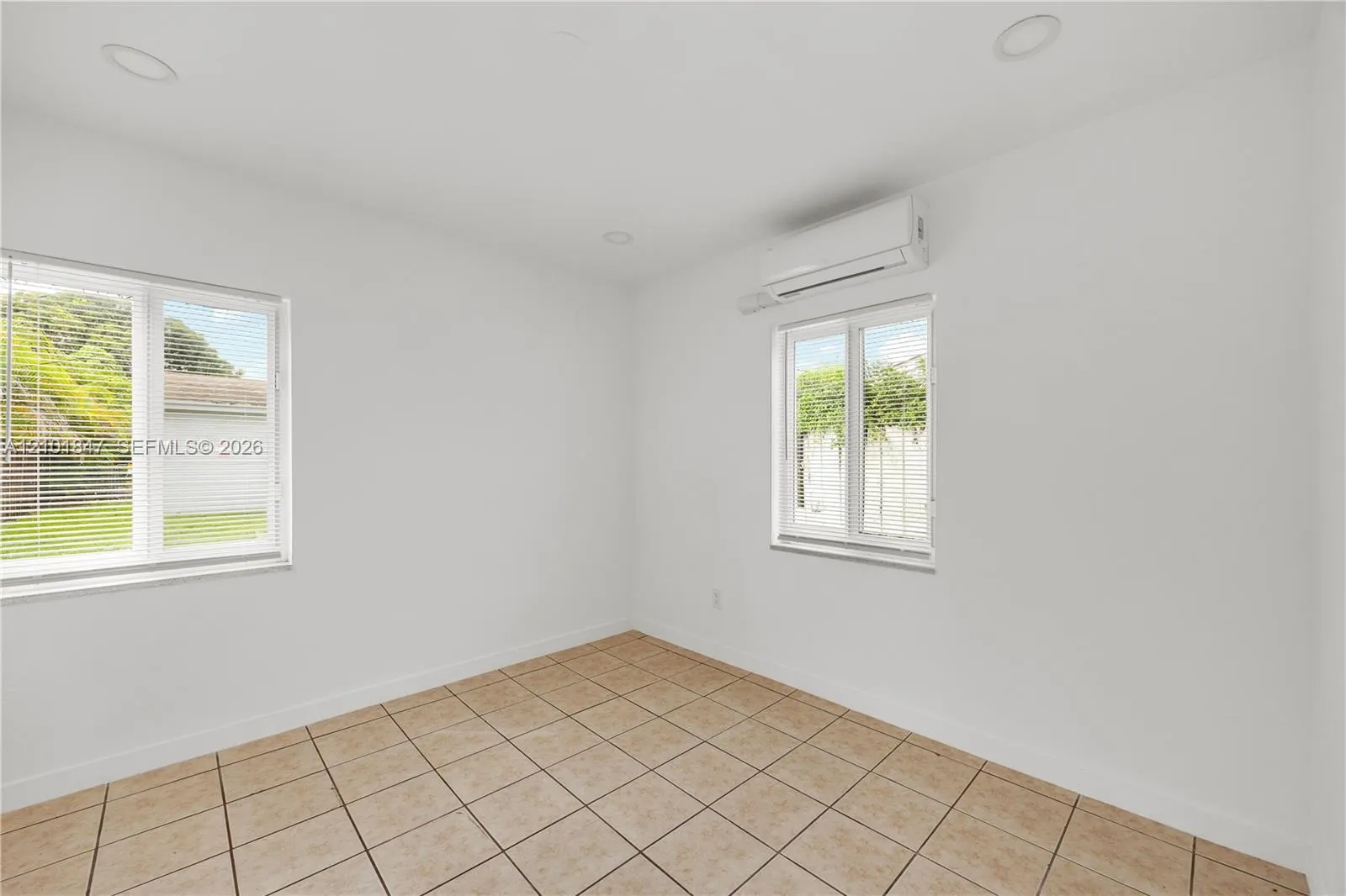 1958 NE 172nd Street #3