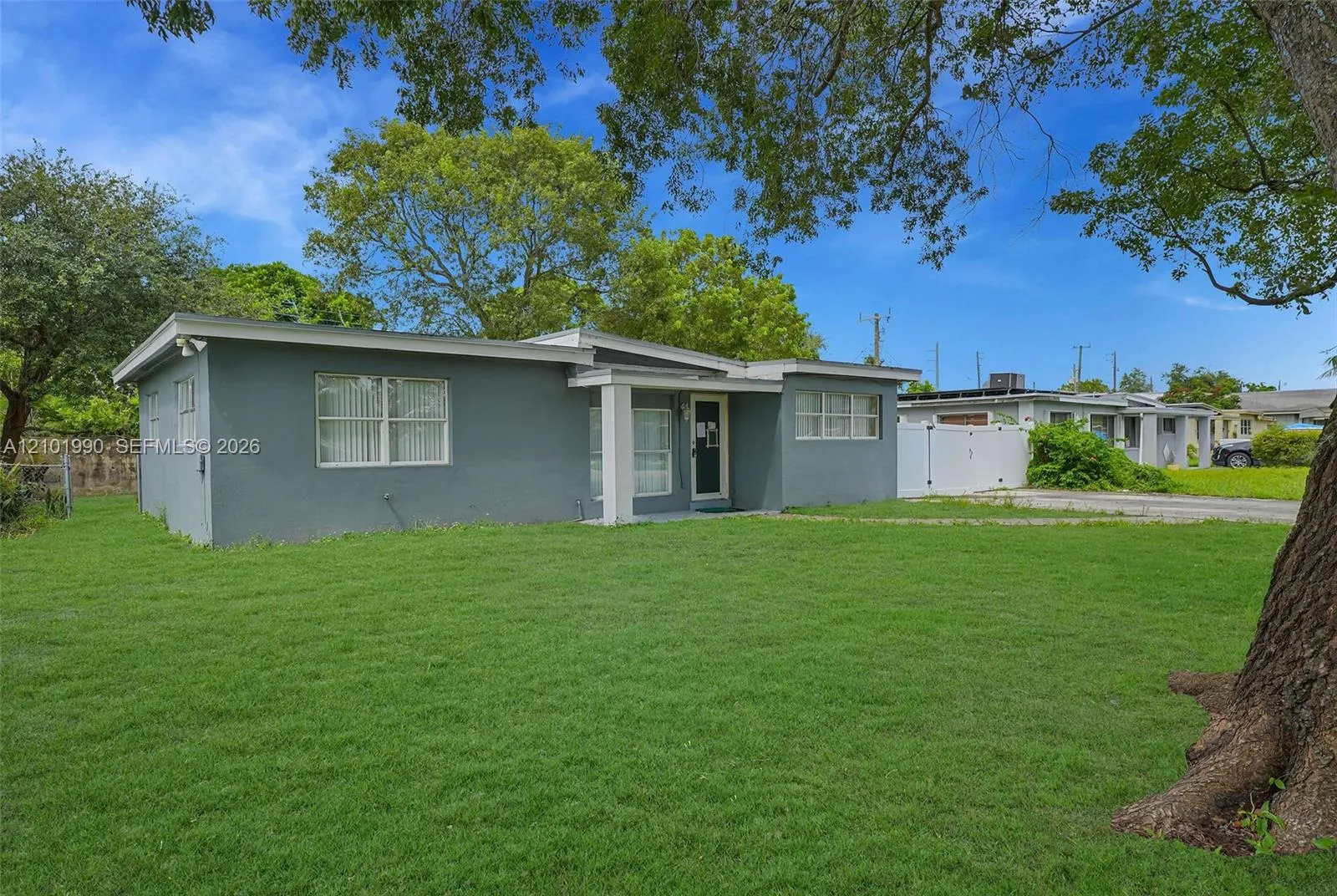 3330 SW 59