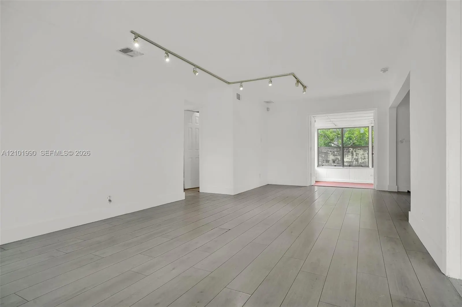 3330 SW 59