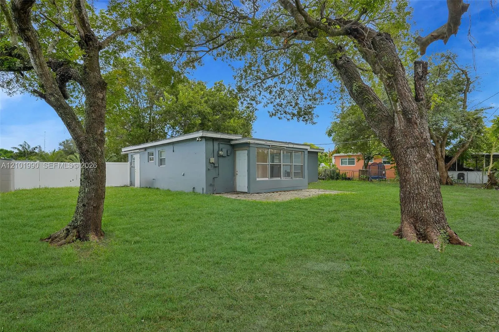 3330 SW 59