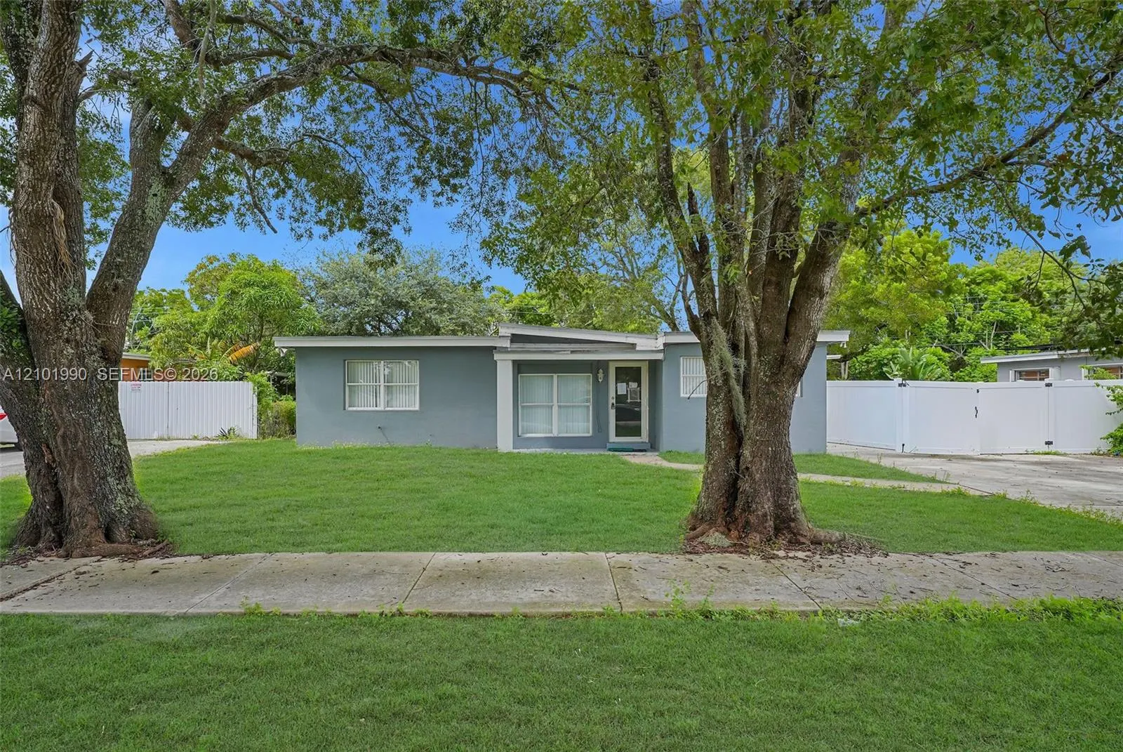 3330 SW 59