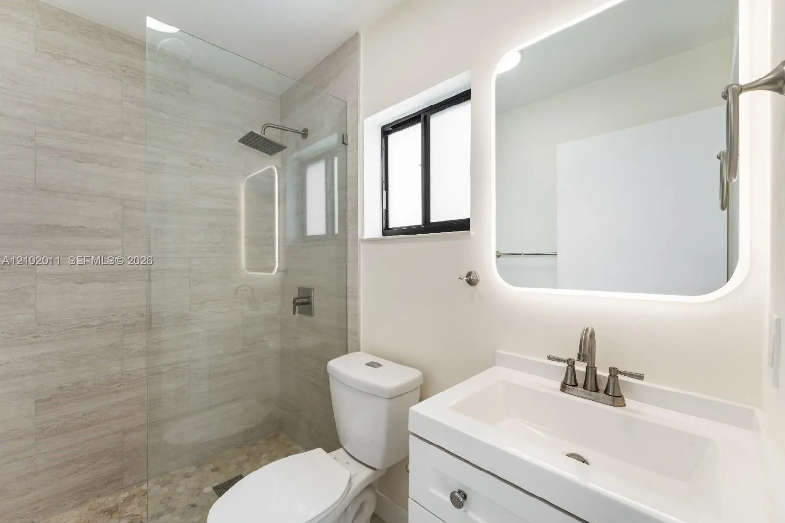 561 SW 88th Place W