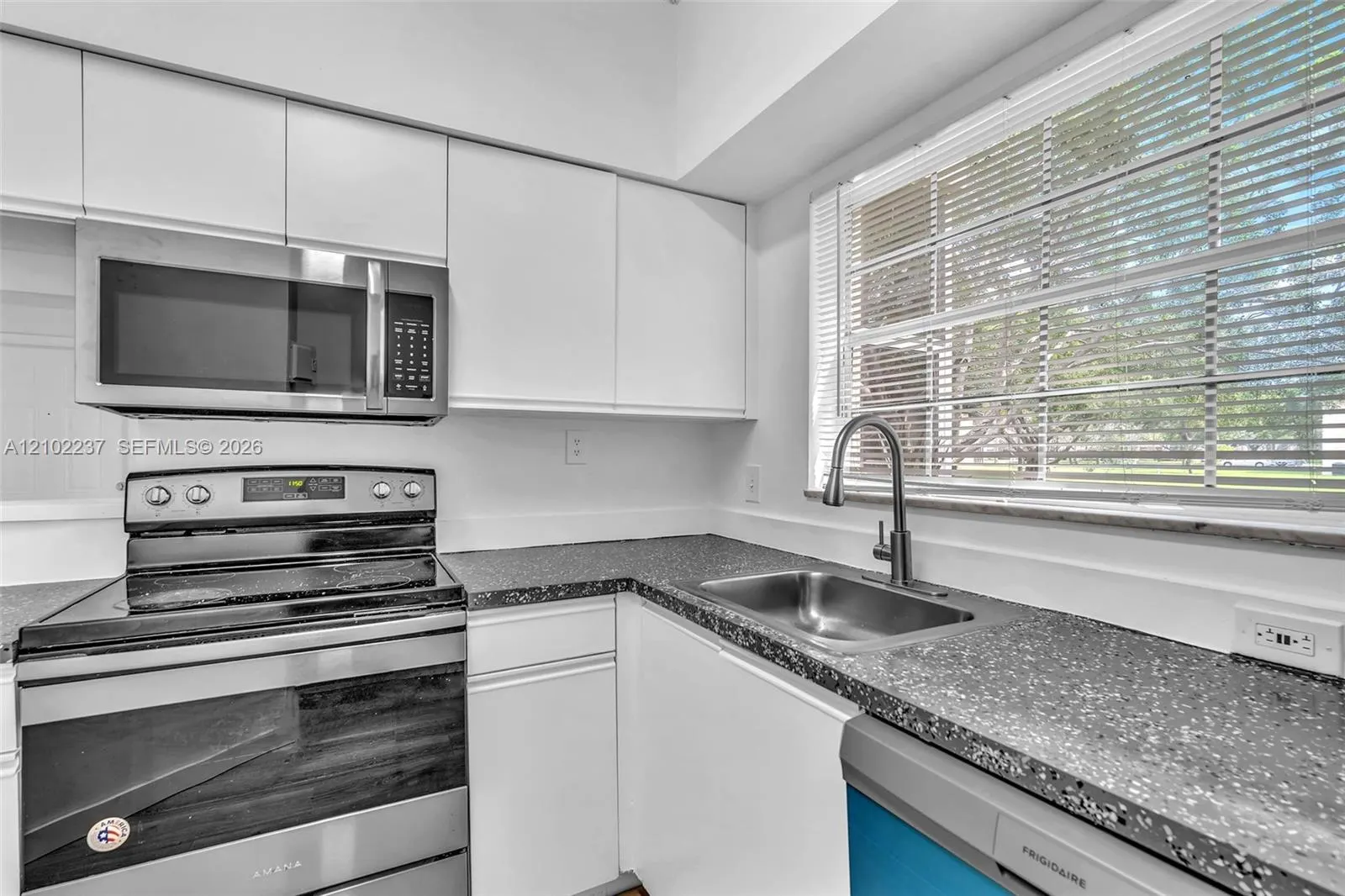 840 Cypress Park Way #M3