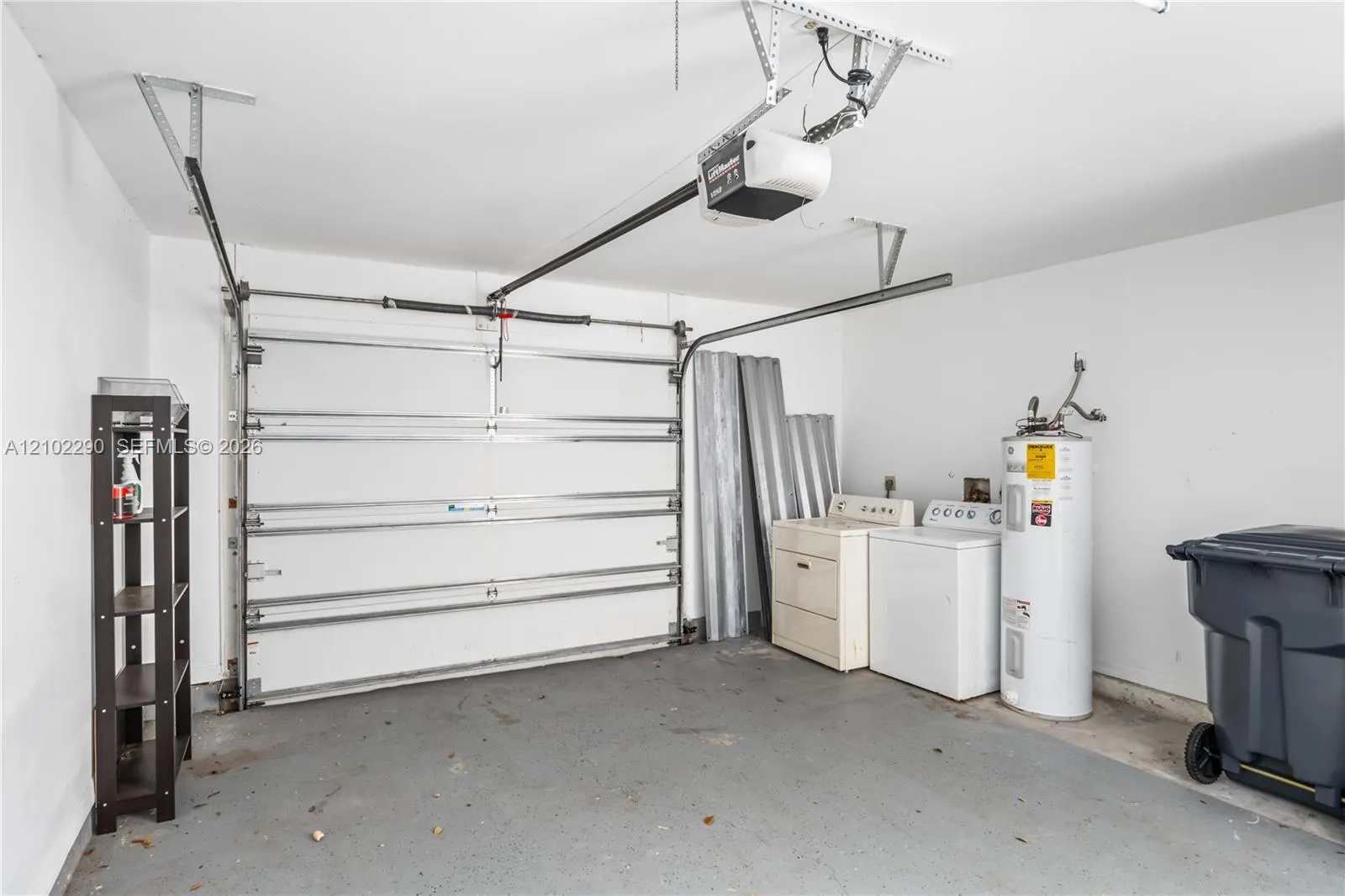 1200 Hyacinth Place #0
