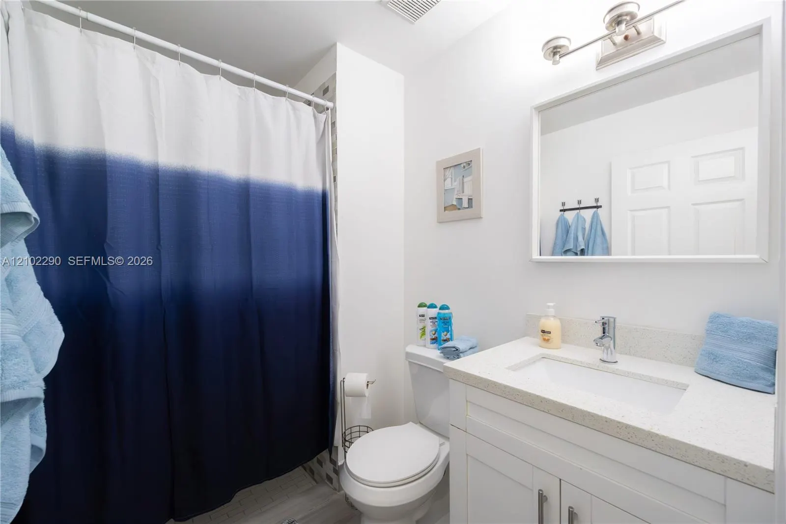 1200 Hyacinth Place #0