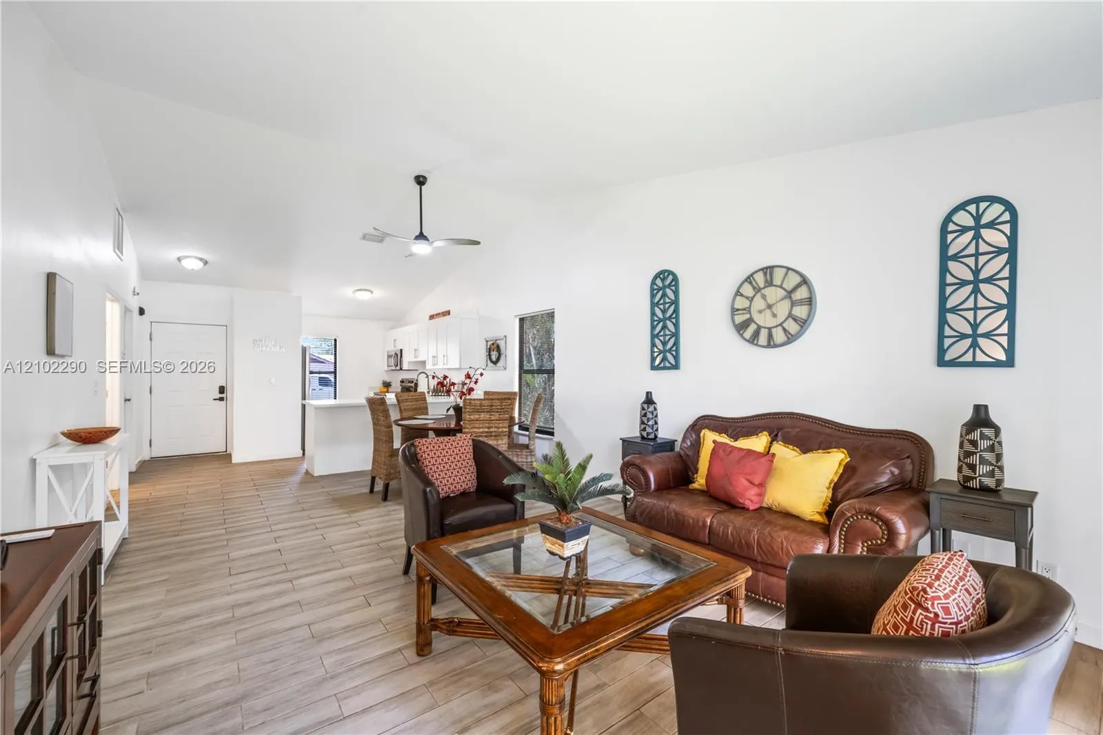 1200 Hyacinth Place #0