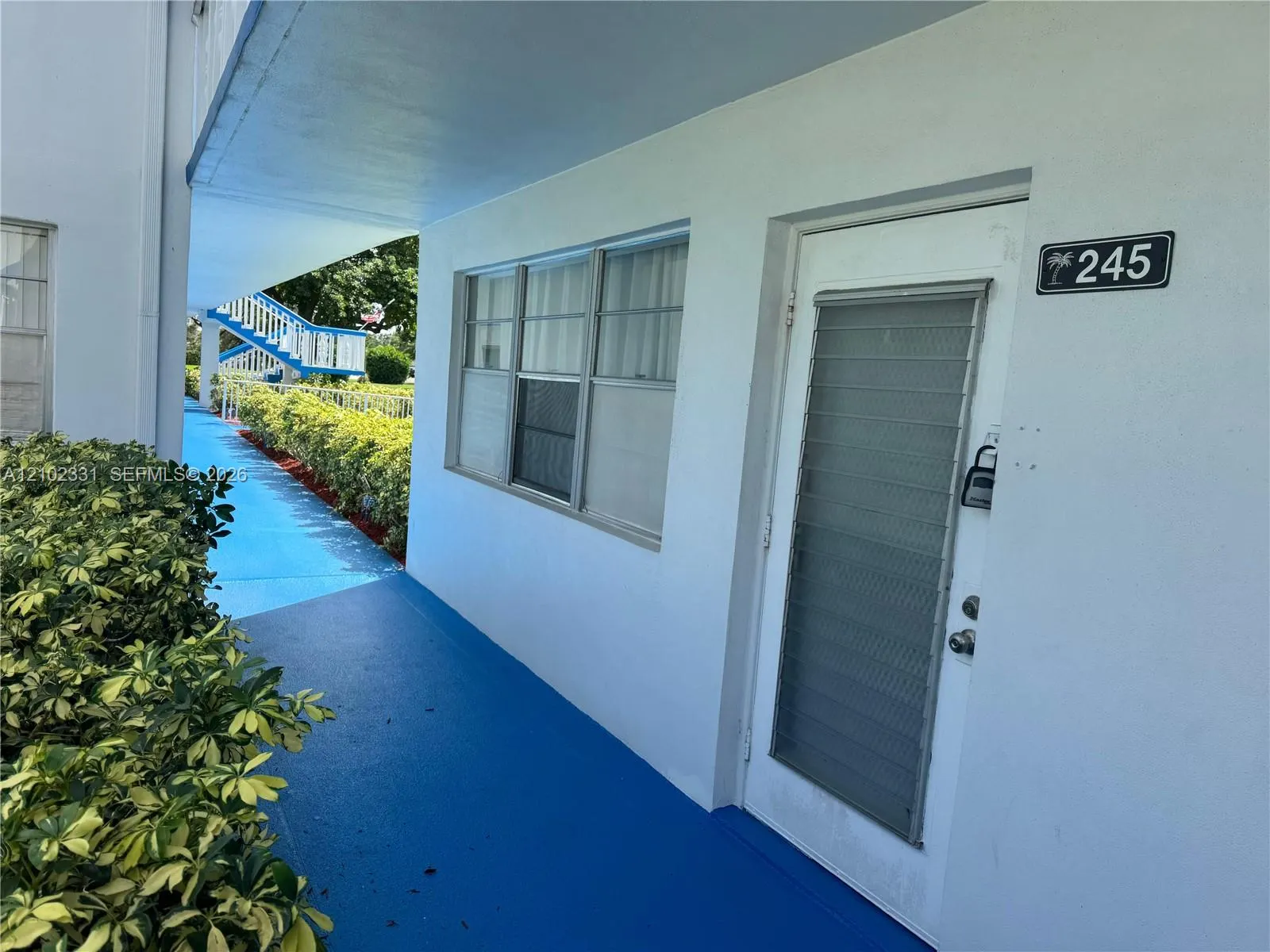 245 Markham L #245