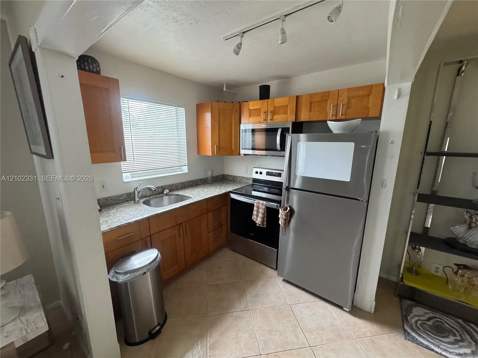 245 Markham L #245