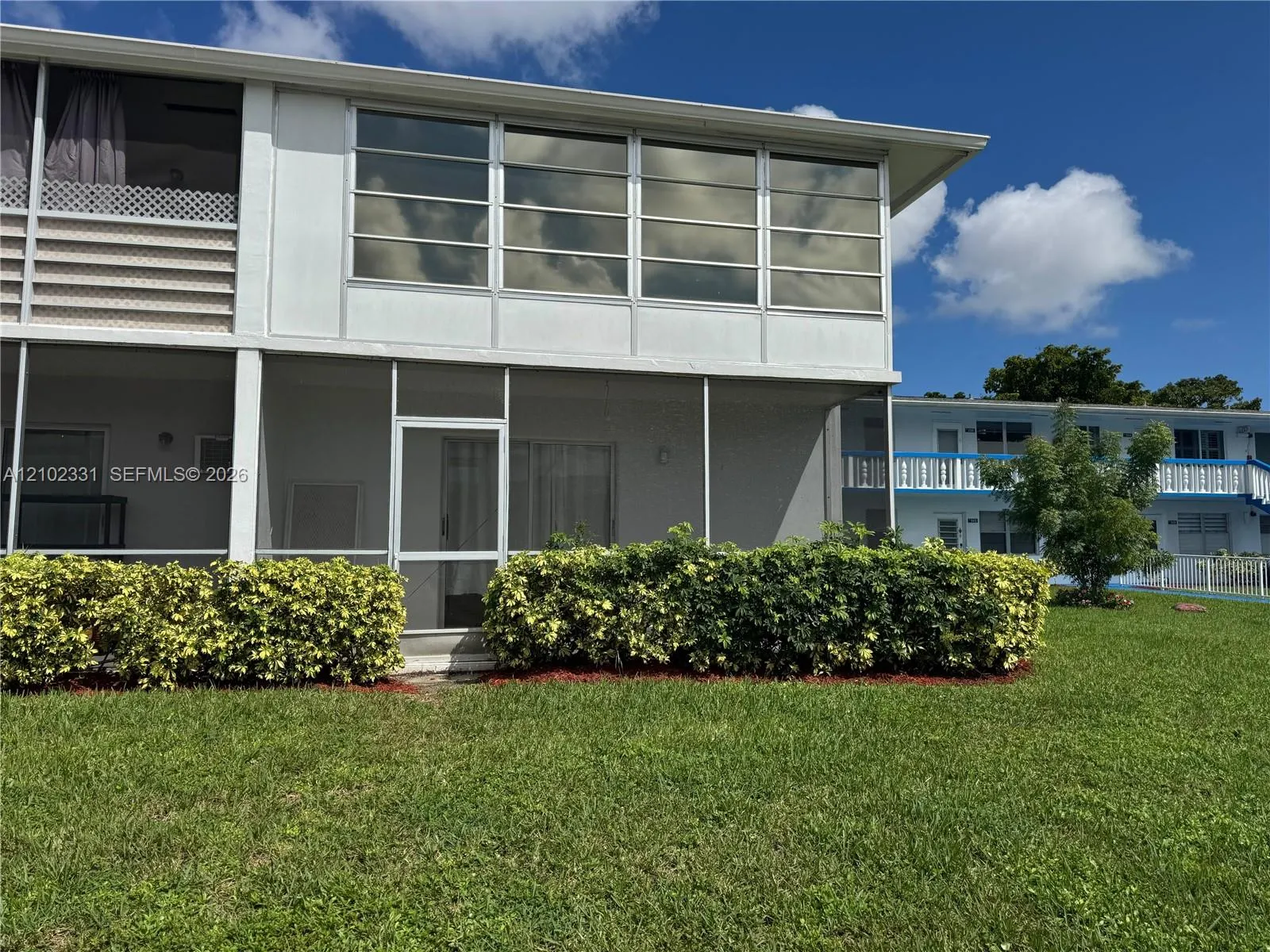 245 Markham L #245