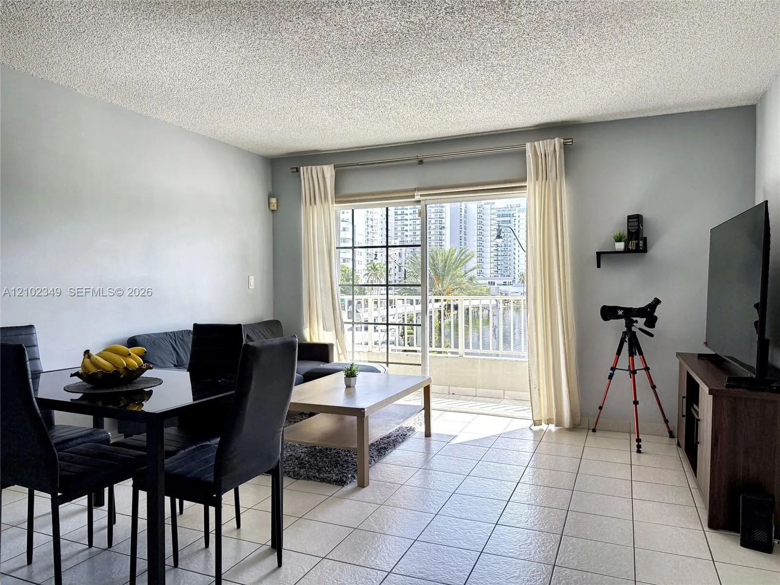 2600 Collins Avenue #308