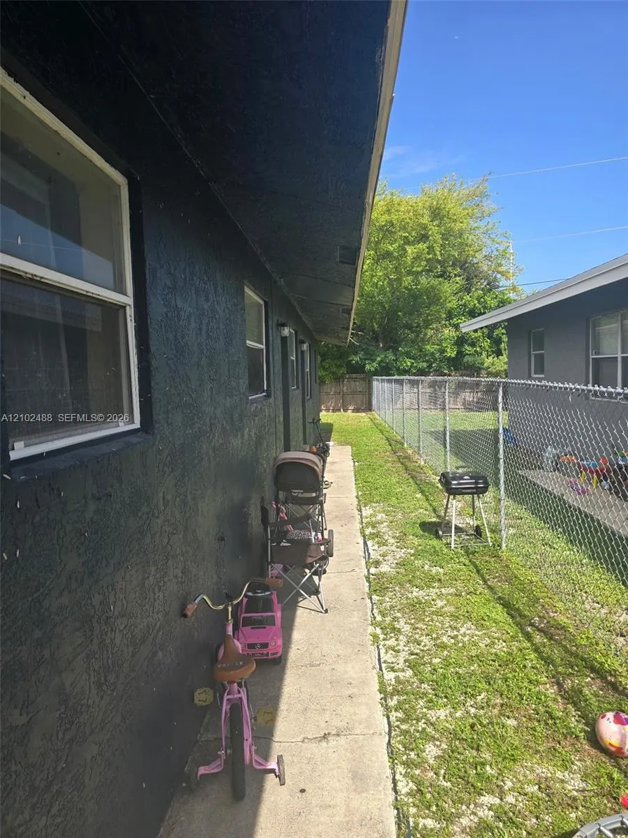 770 SW 2nd Avenue