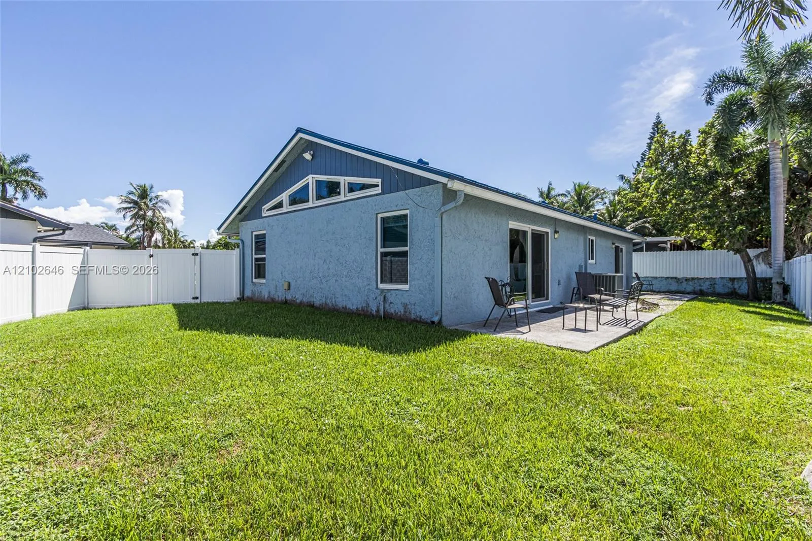 4539 SW 28th Way