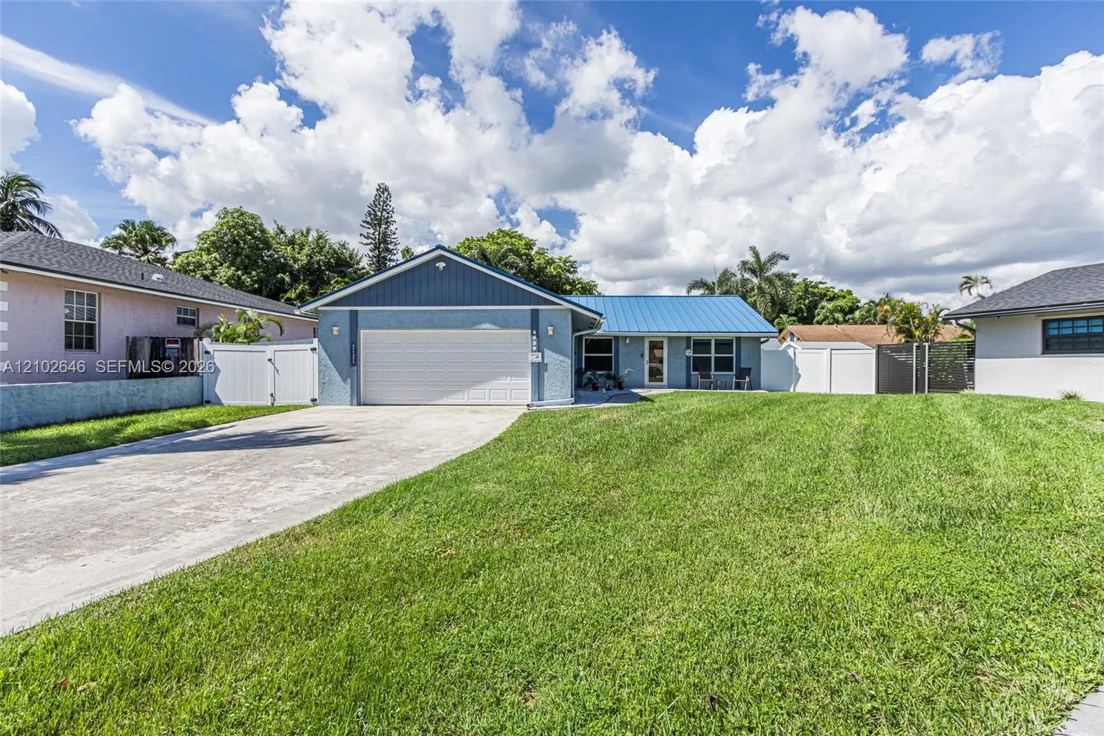 4539 SW 28th Way