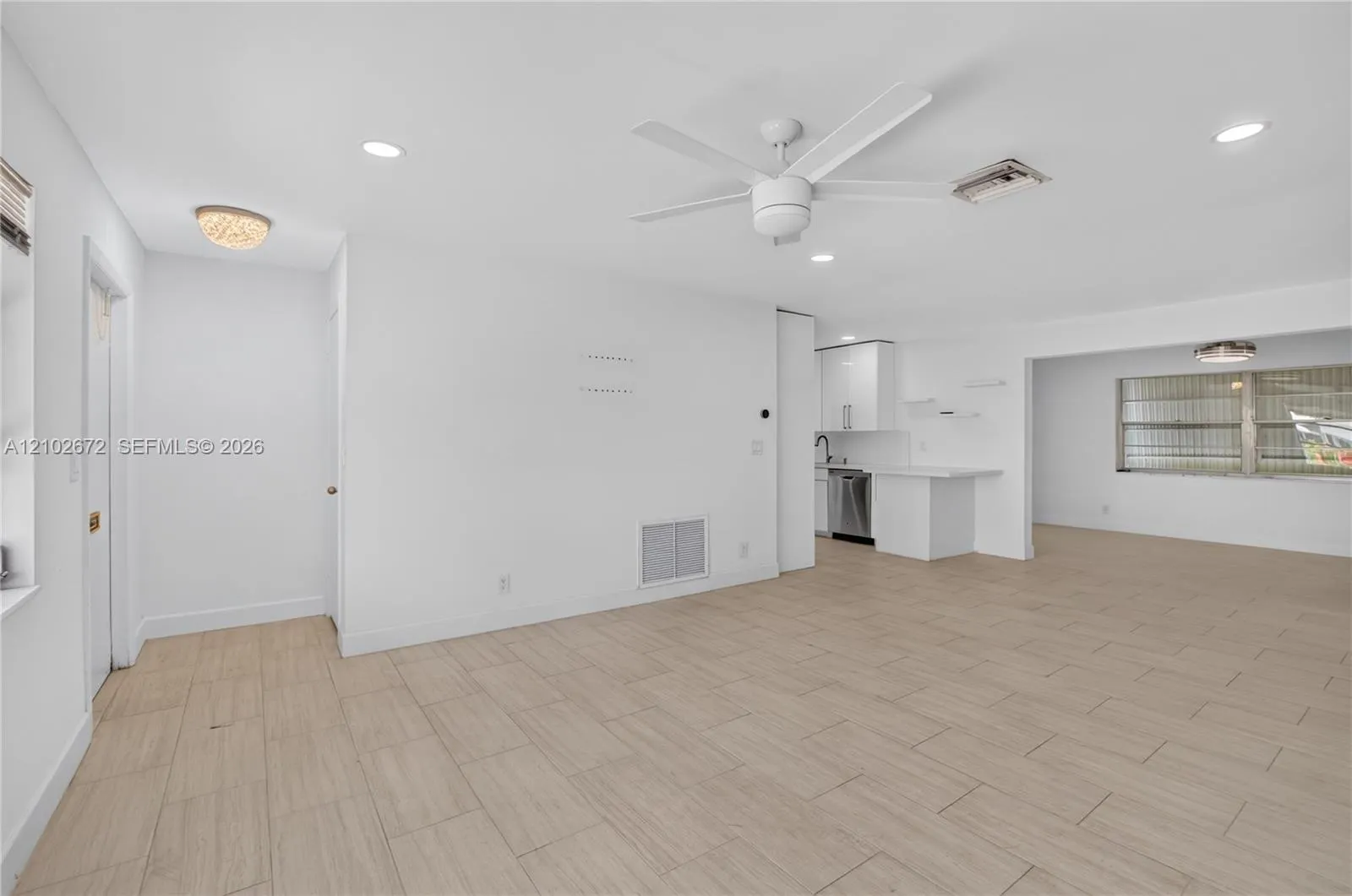 719 SW 18th Street