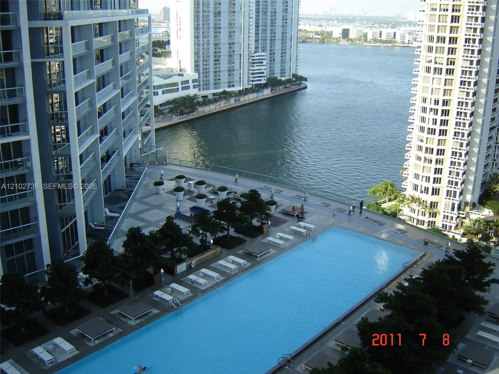 465 Brickell Avenue #2804