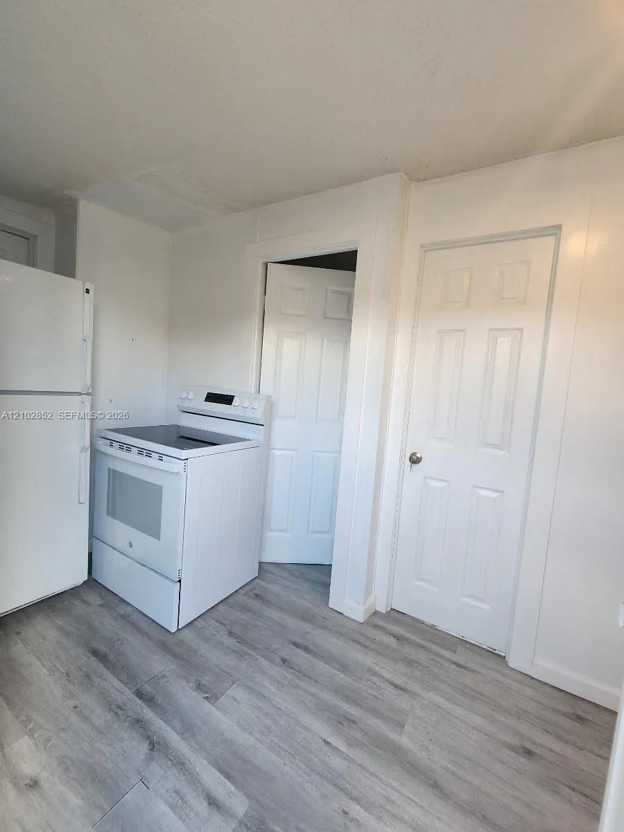 11908 Cove Place #B