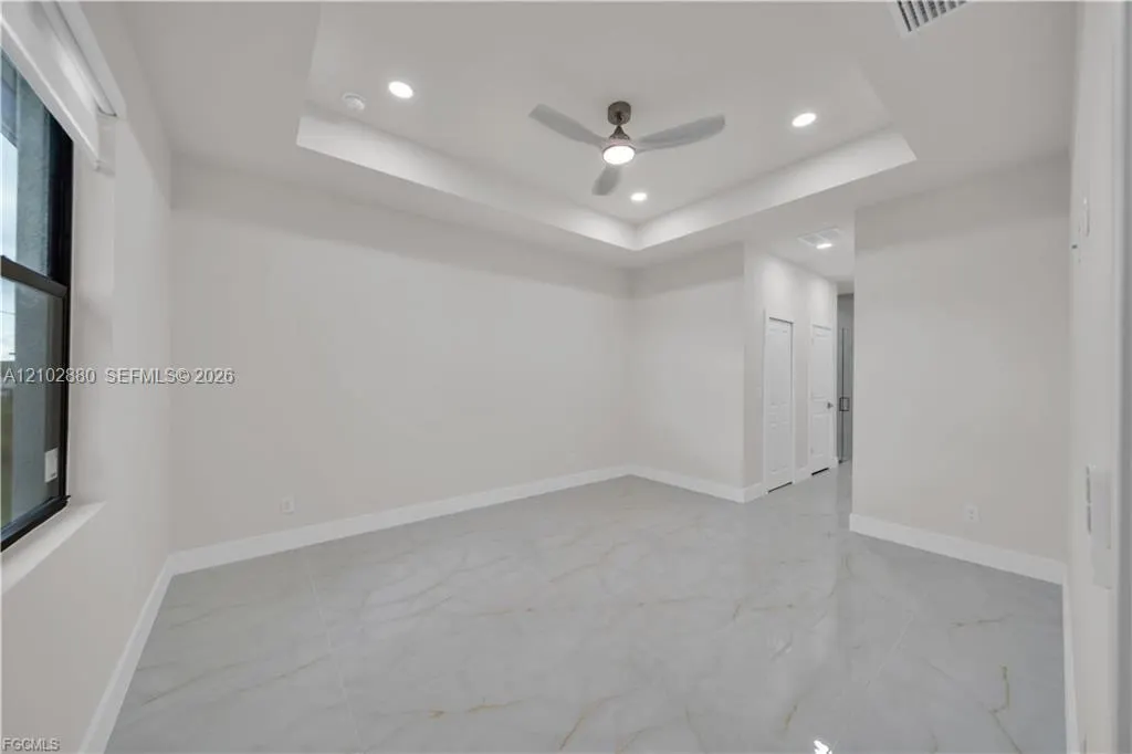 1909 NE 19th Place