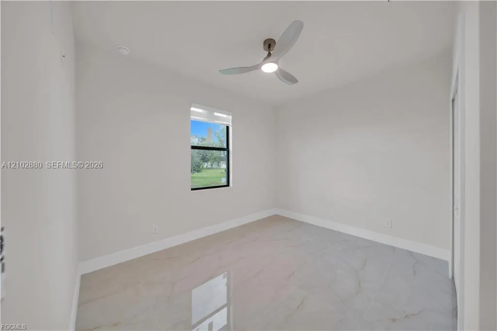1909 NE 19th Place