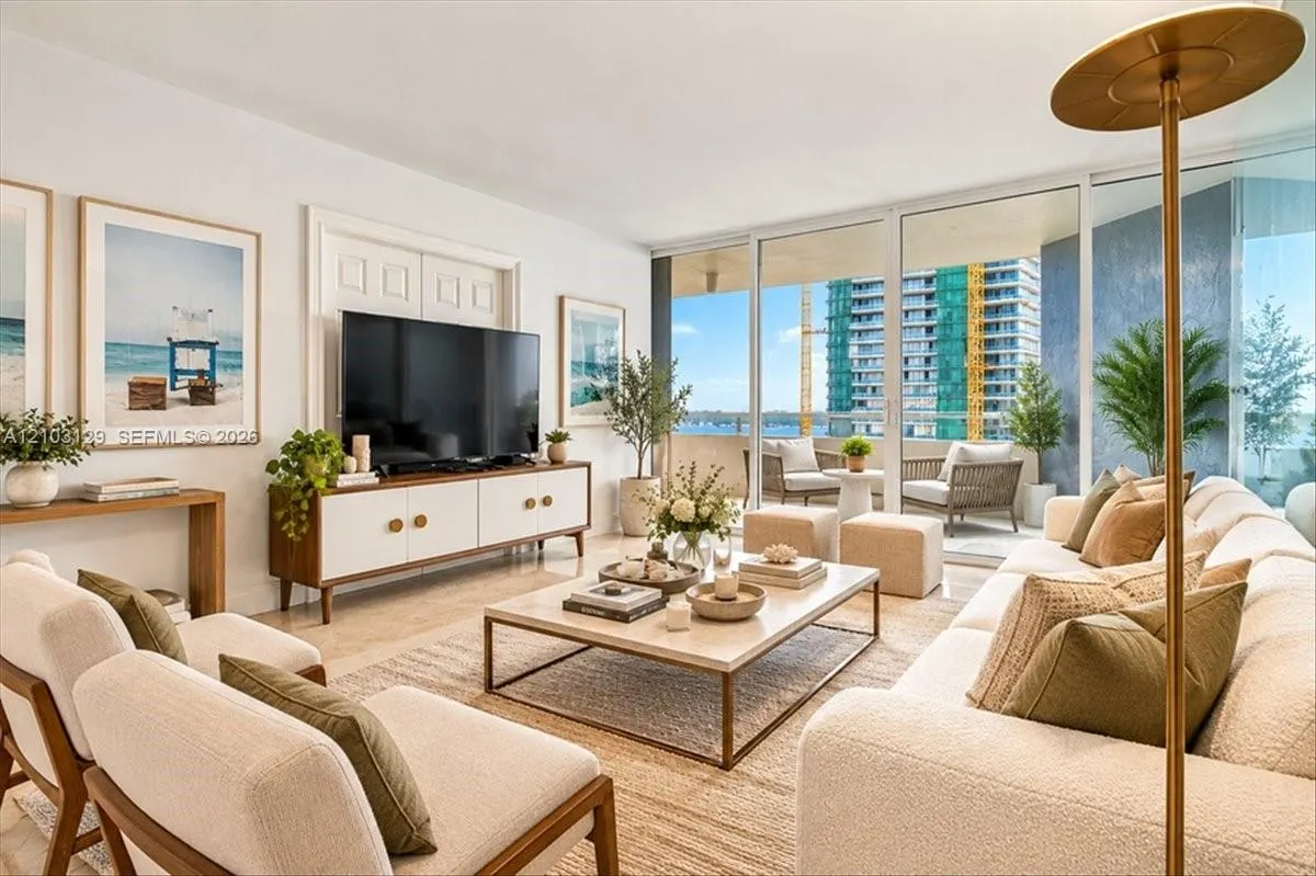 1627 Brickell Avenue #2005