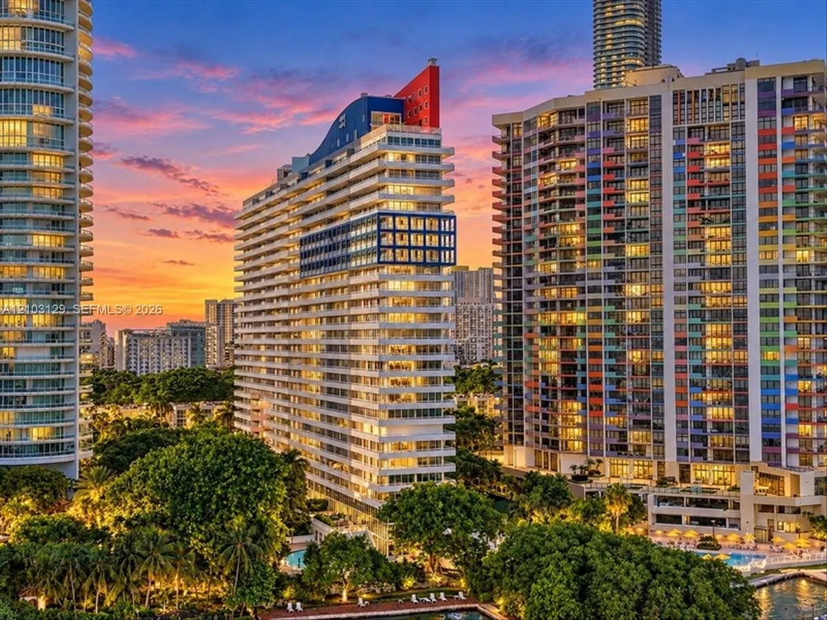 1627 Brickell Avenue #2005