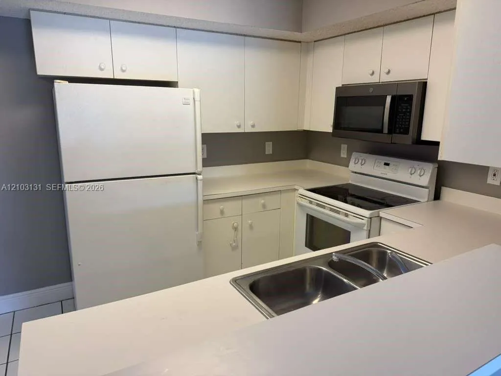 5550 NW 61st Street #508