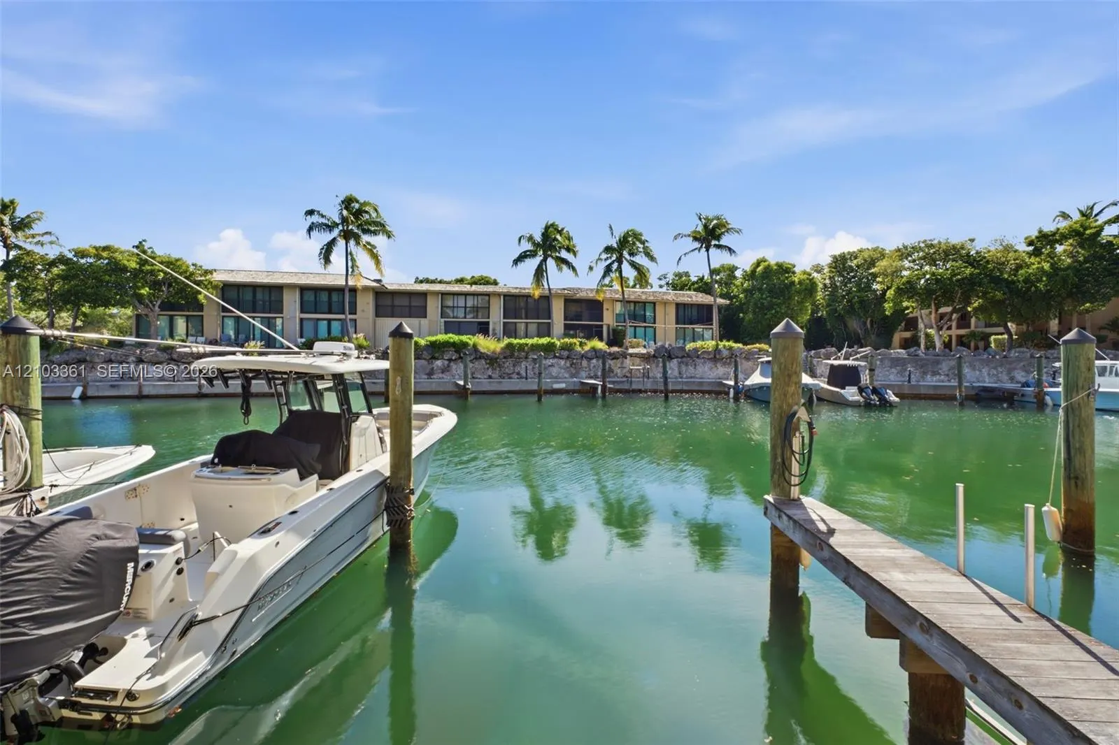 96000 Overseas Highway #W22