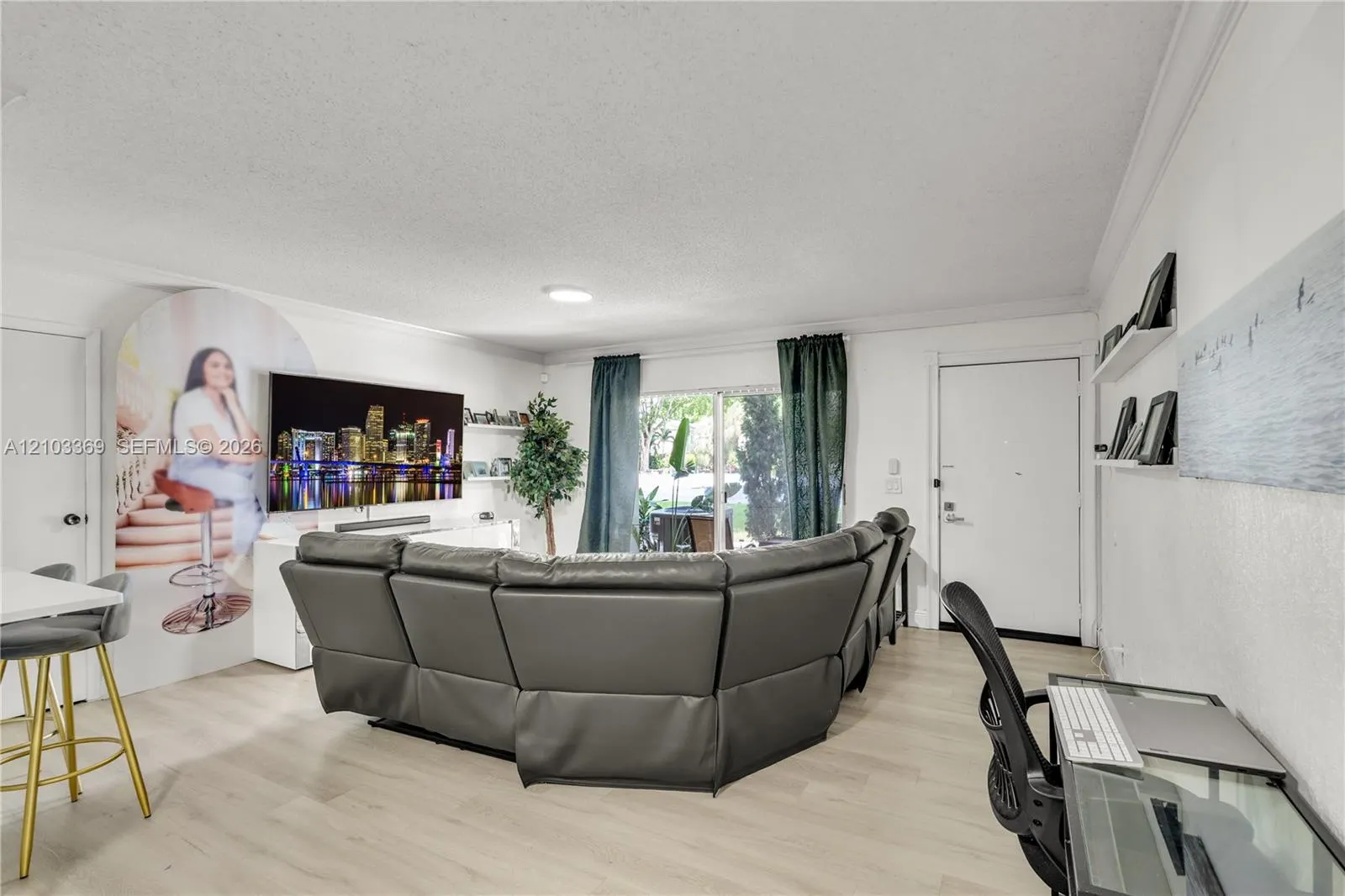 5850 NW 57th Avenue #3