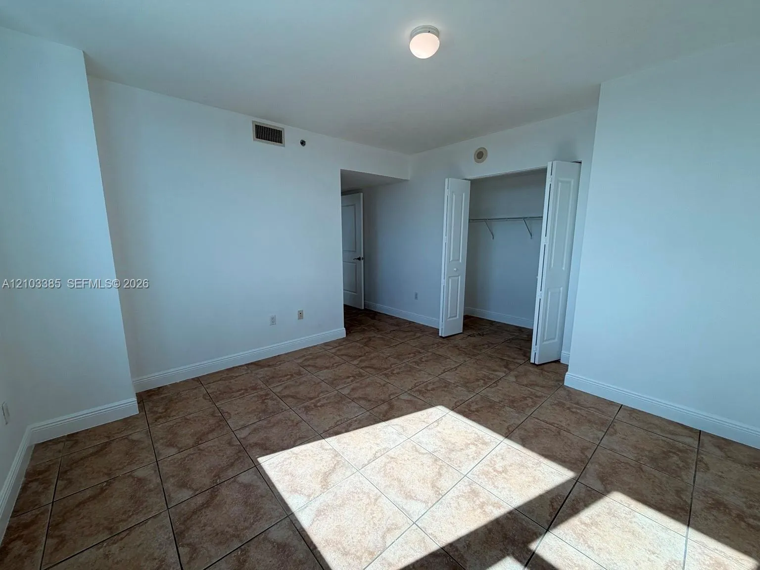 2641 N Flamingo Road #701N