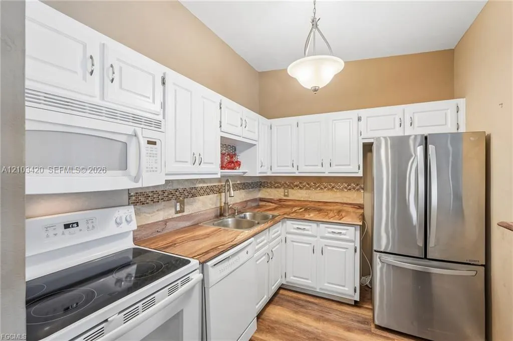 17420 Birchwood Lane #5