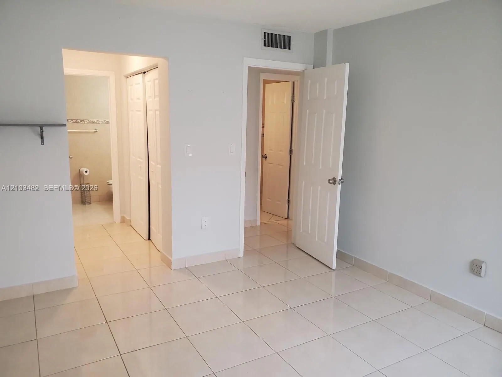 495 NW 72nd Avenue #103