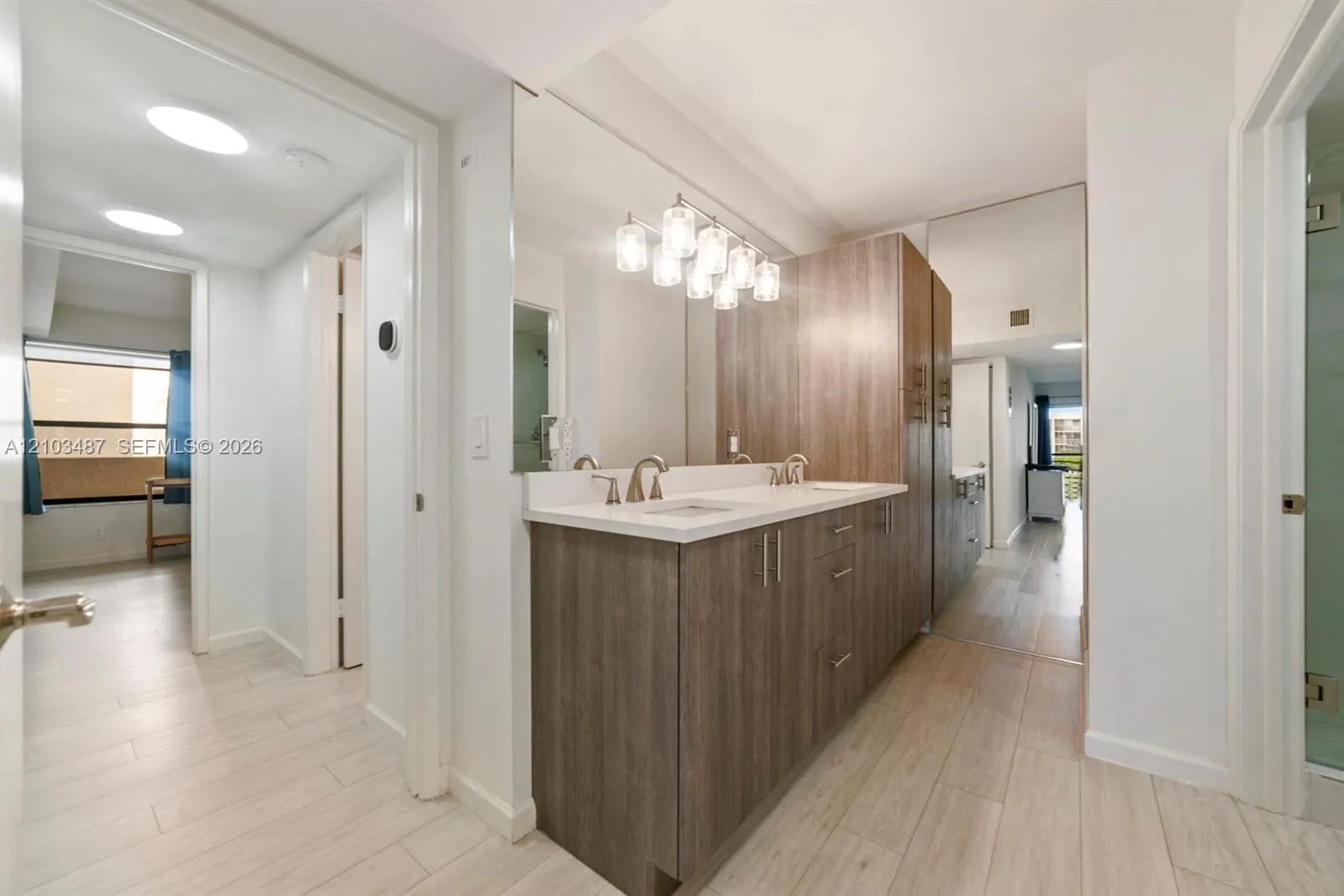 5850 Camino Del Sol #206