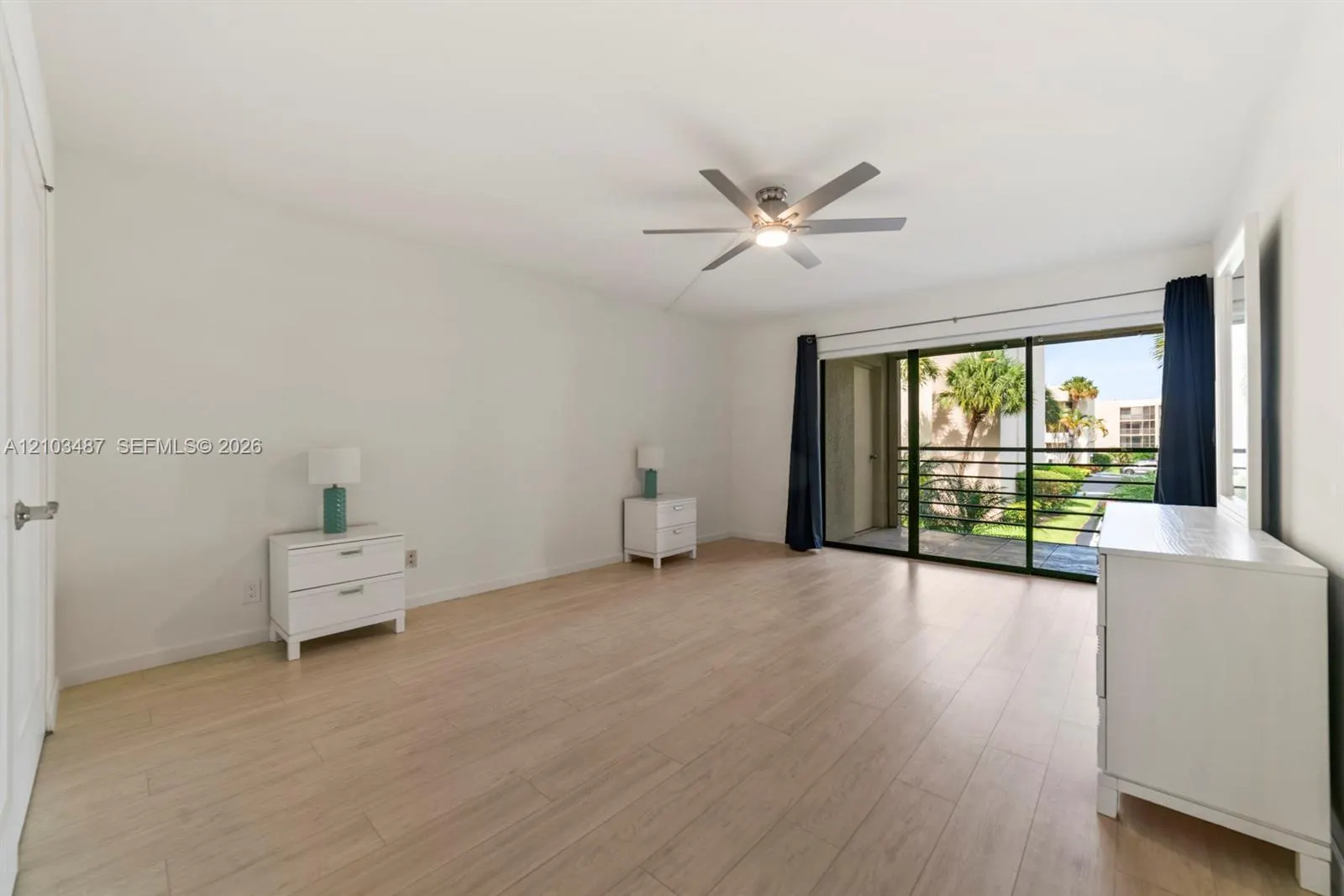 5850 Camino Del Sol #206