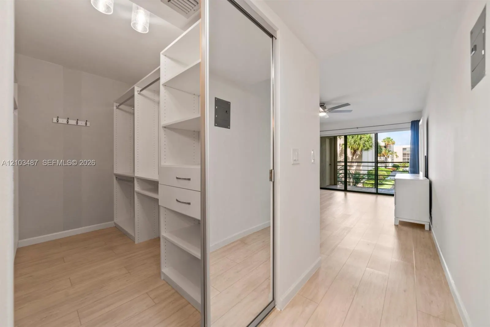 5850 Camino Del Sol #206