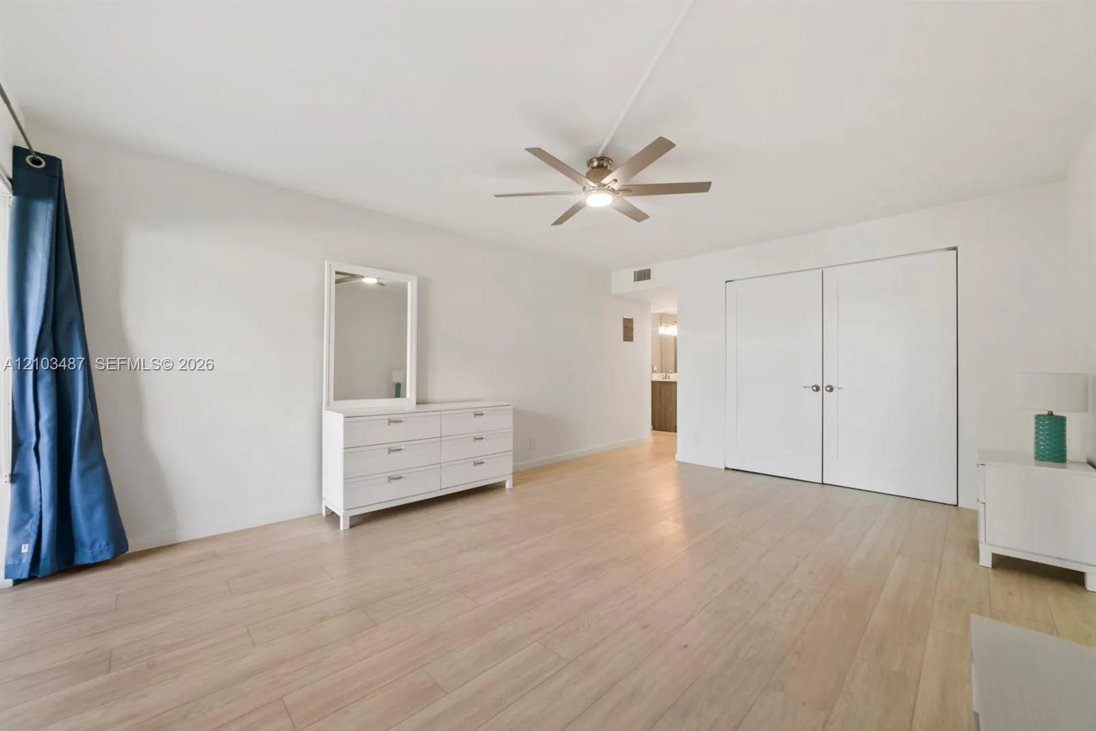5850 Camino Del Sol #206